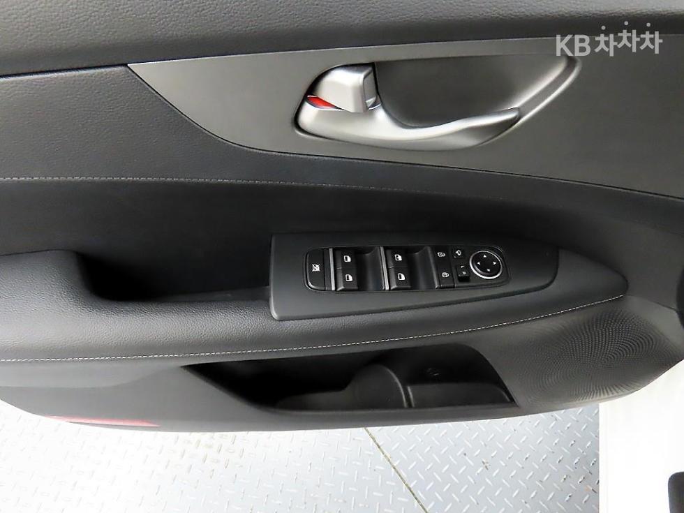 2021 - kia k3