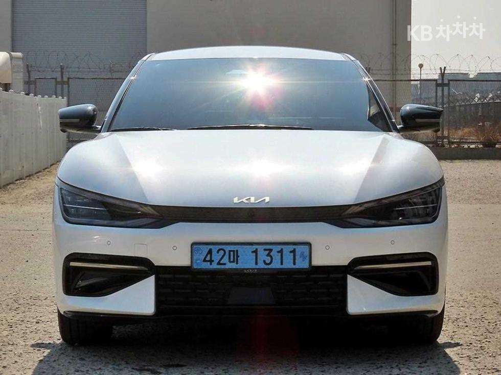 기아 EV6 2023년식 기아 EV6 롱 레인지 2WD GT-Line
