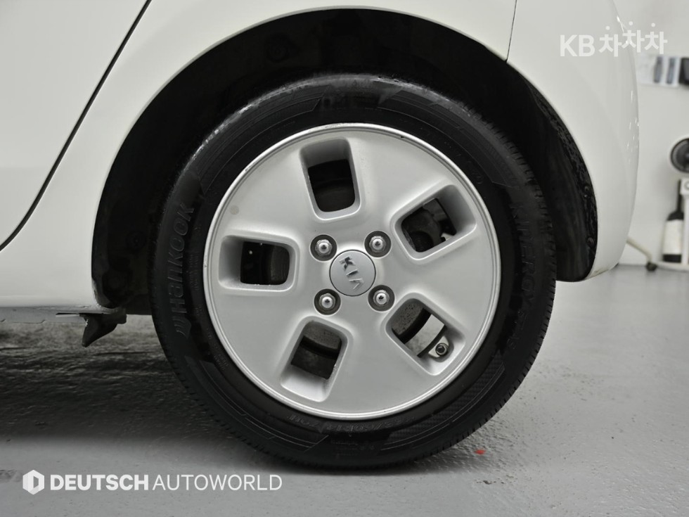 2019 - kia ray