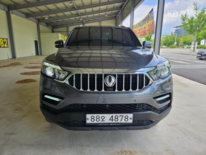 KG Mobility (Ssangyong) Rexton Sport Khan 2.2 Diesel Dynamic 5 Link 4WD Noblesse
