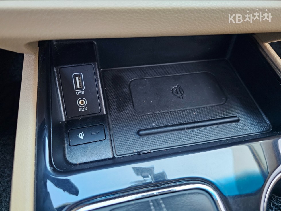 Kia Carnival — miniaturë 22