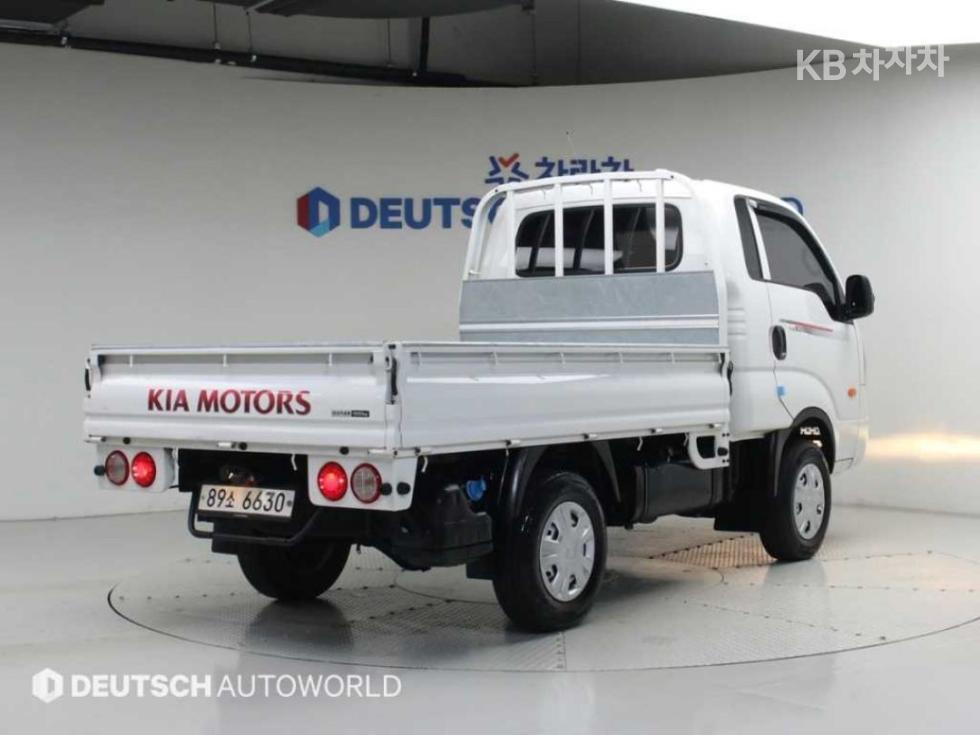 2021 - kia bongo iii