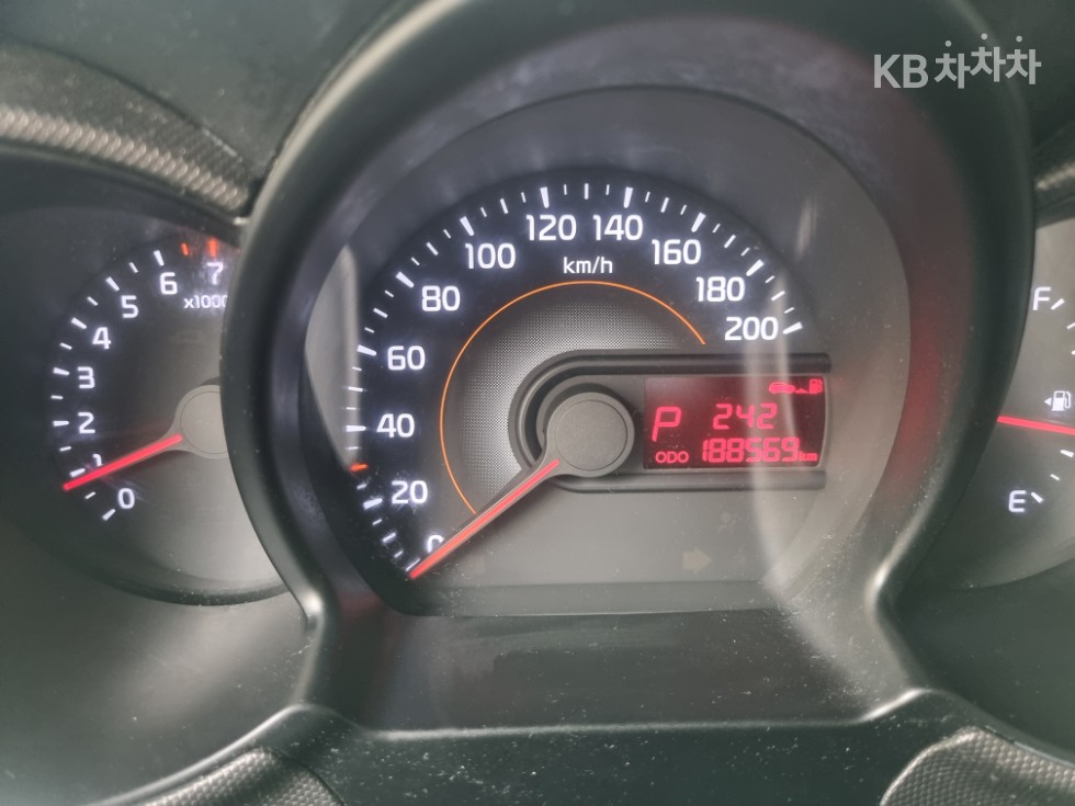 2018 - kia ray