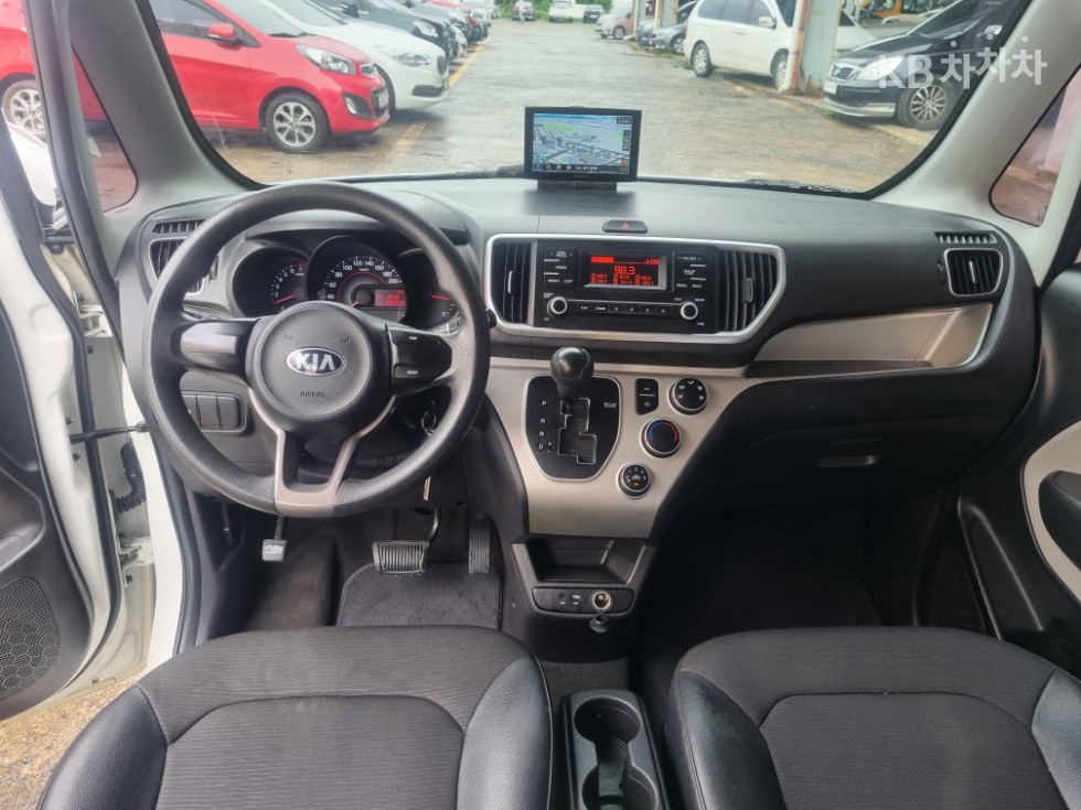 2018 - kia ray