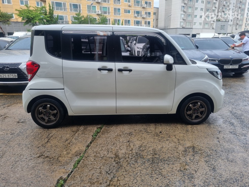 2018 - kia ray