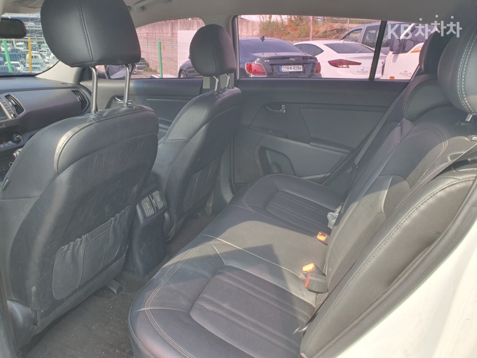 2014 - kia sportage