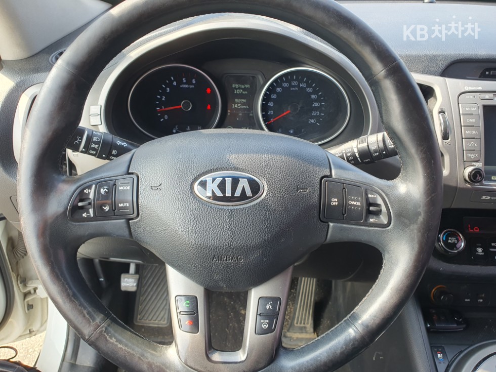 2014 - kia sportage