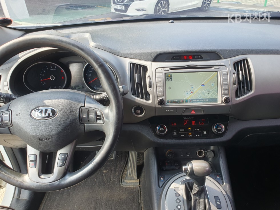 2014 - kia sportage