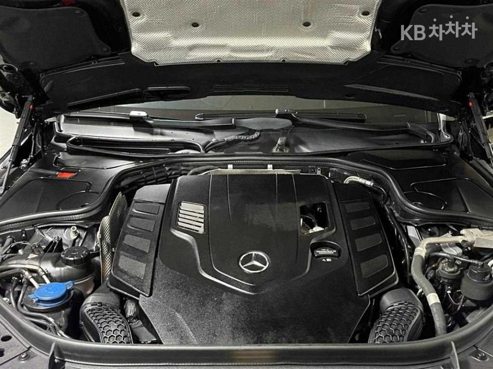 2019 Mercedes-Benz S photo