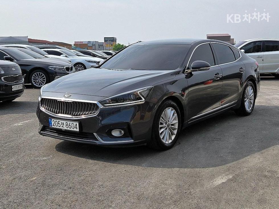 2017 - kia k7