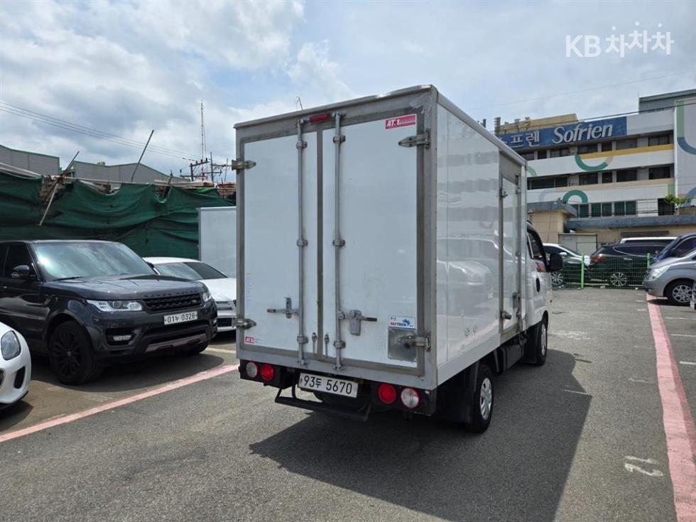 2019 - kia bongo iii