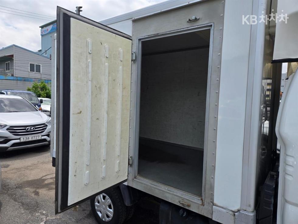 2019 - kia bongo iii