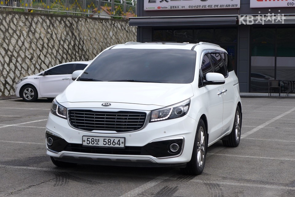 2016 - kia carnival