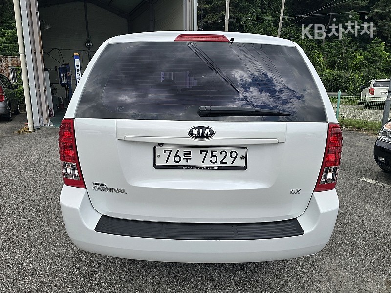 2013 - kia grand carnival