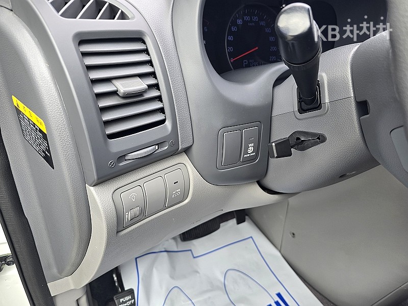 2013 - kia grand carnival