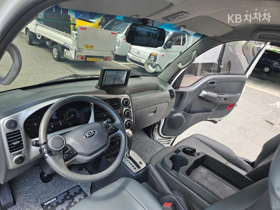 2019 - kia bongo iii