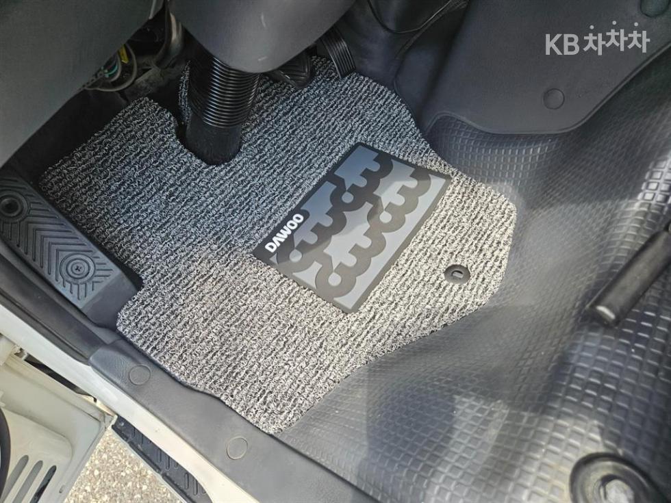 2019 - kia bongo iii