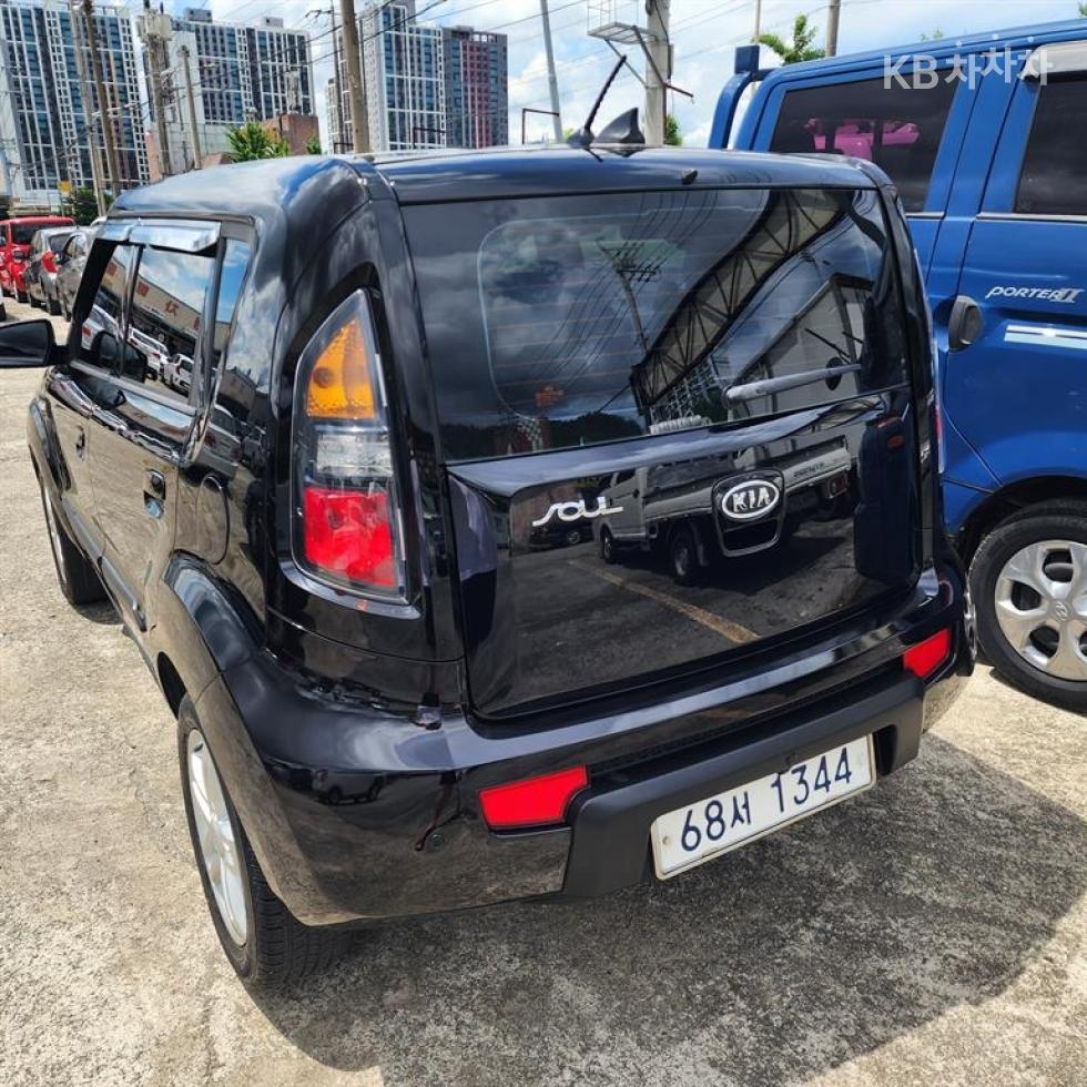 2010 - kia soul