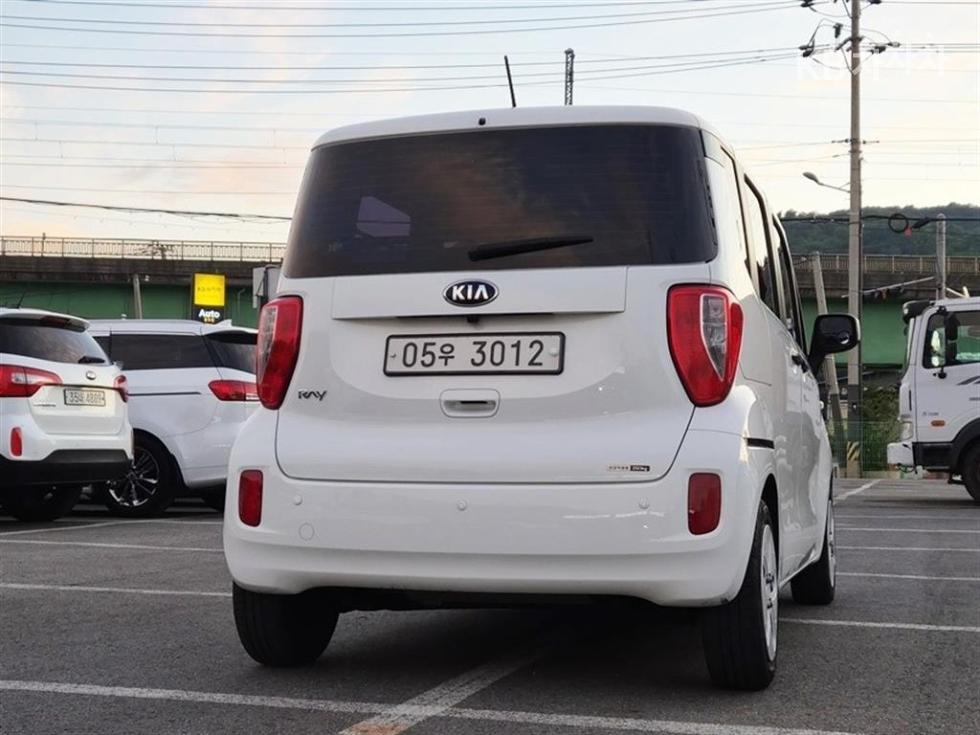 2017 - kia ray-ban