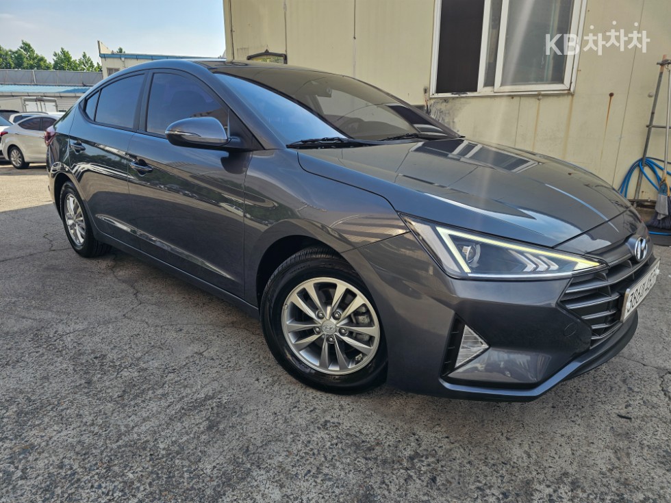 Hyundai Avante — miniaturë 2
