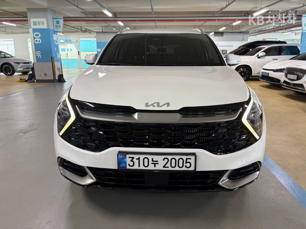 2022 - kia sportage
