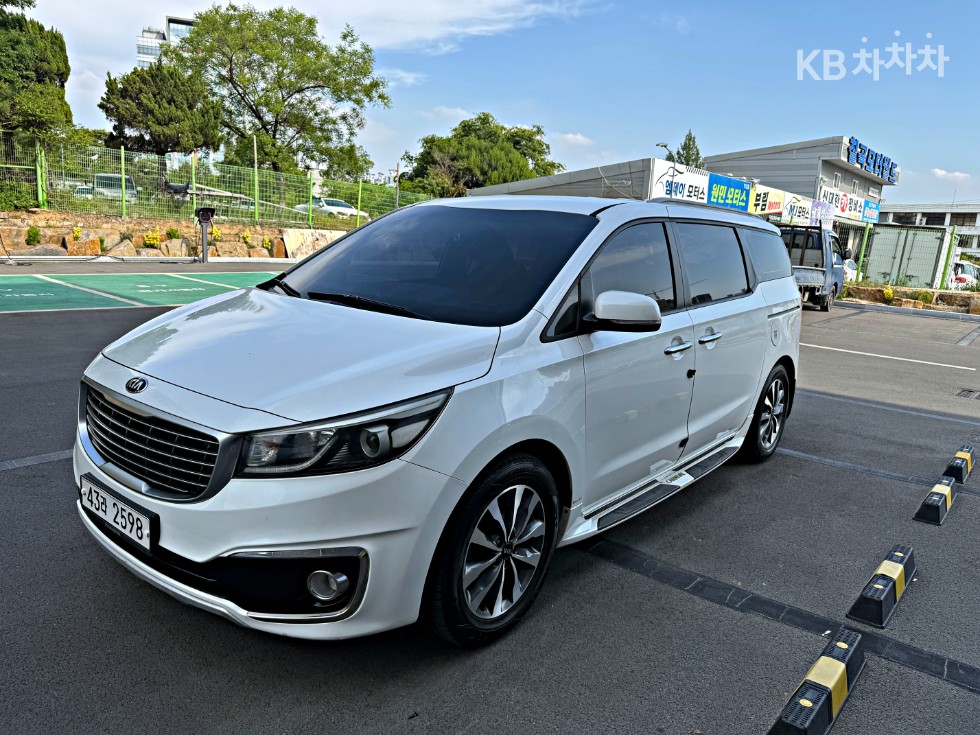 2015 - kia carnival