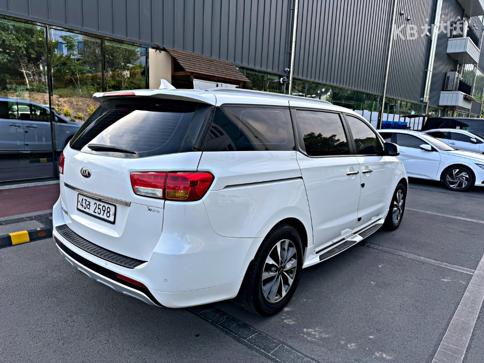 2015 - kia carnival