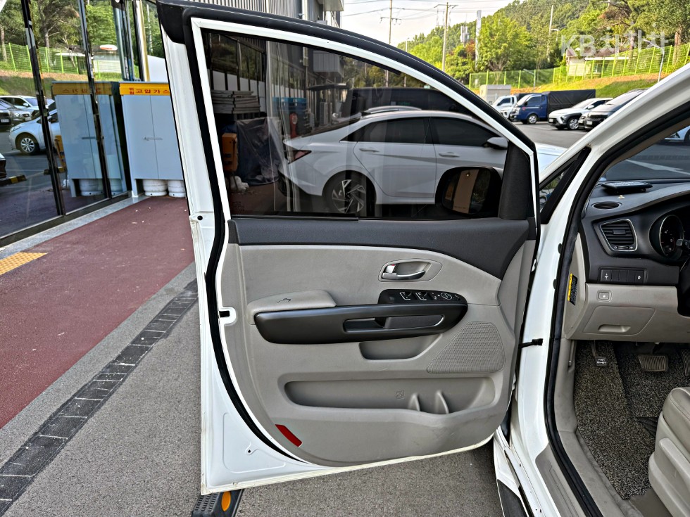 2015 - kia carnival