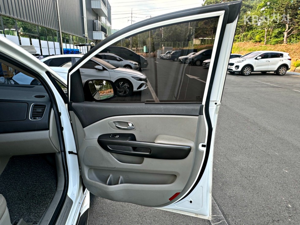 2015 - kia carnival