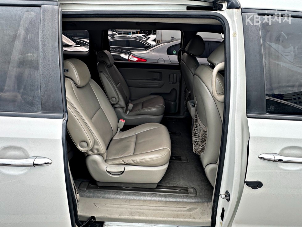 2015 - kia carnival