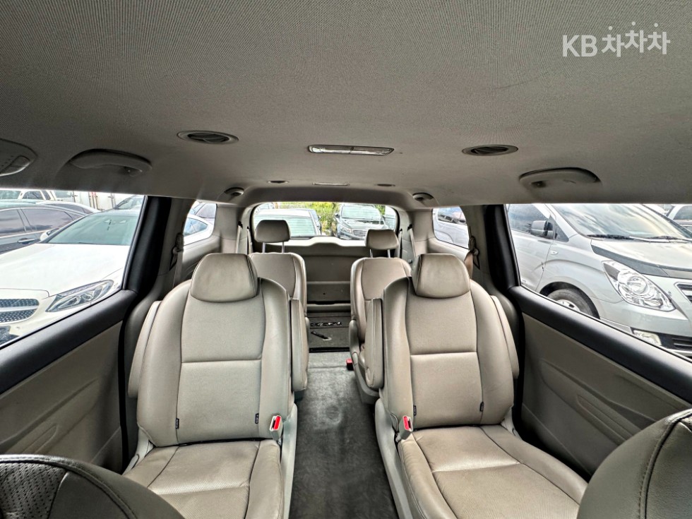 2015 - kia carnival