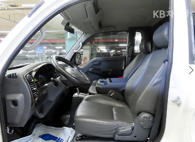 2012 - kia bongo iii
