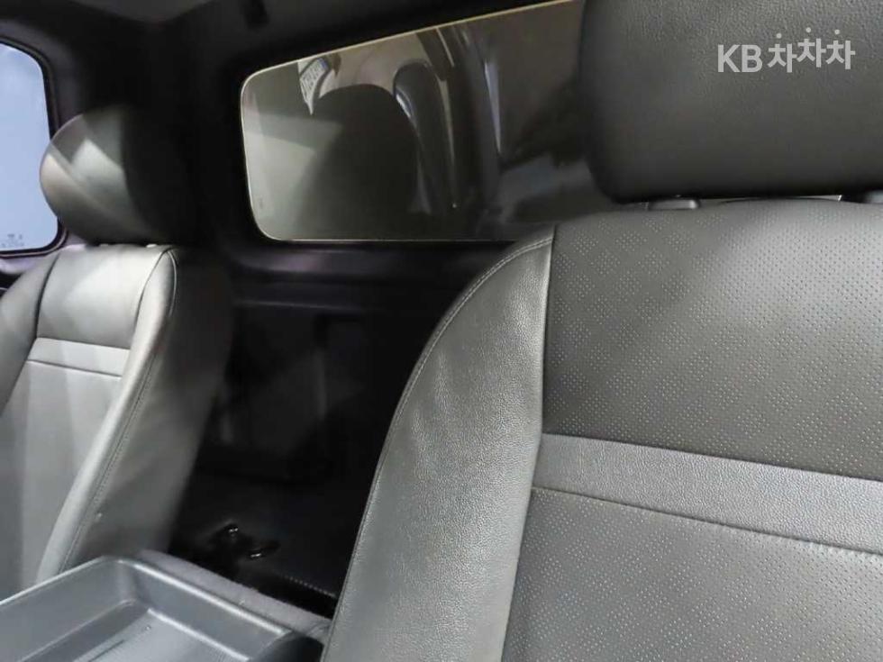 2019 - kia bongo iii