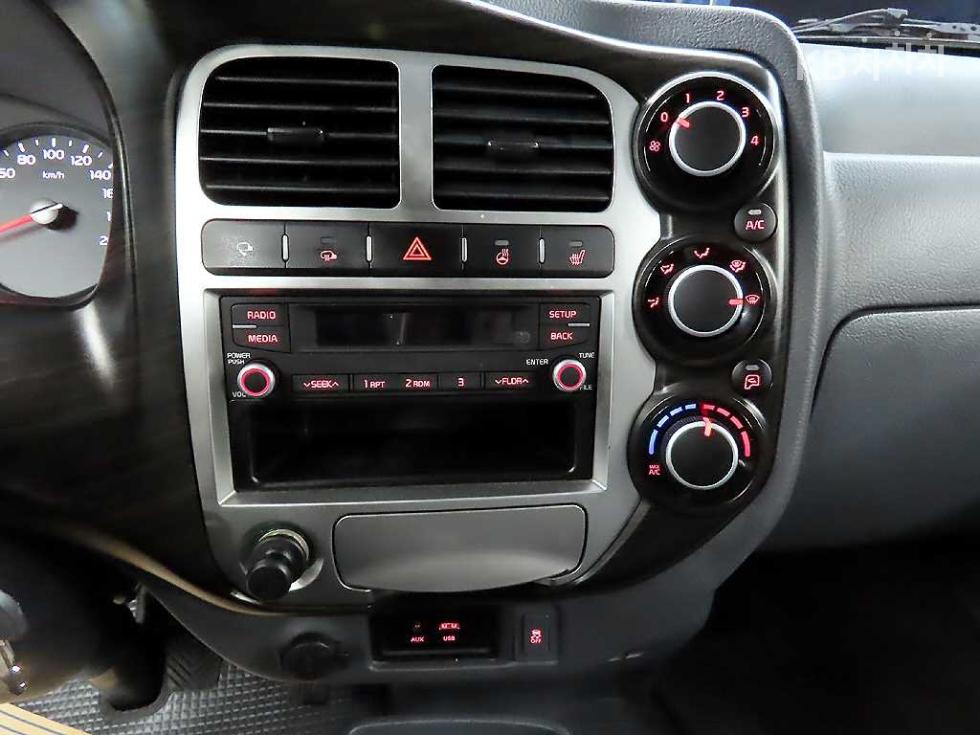 2019 - kia bongo iii