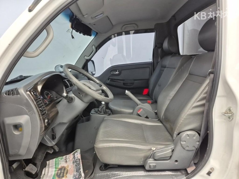 2018 - kia bongo iii