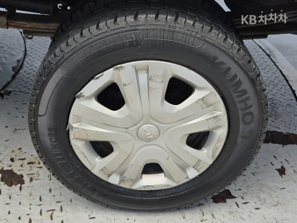 2018 - kia bongo iii