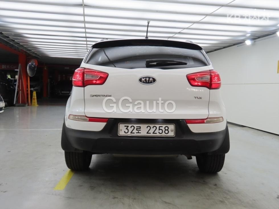 2011 - kia sportage