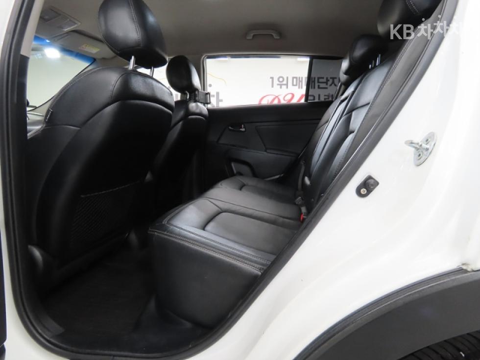 2011 - kia sportage