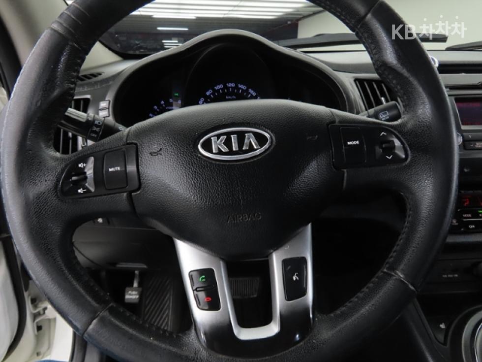2011 - kia sportage