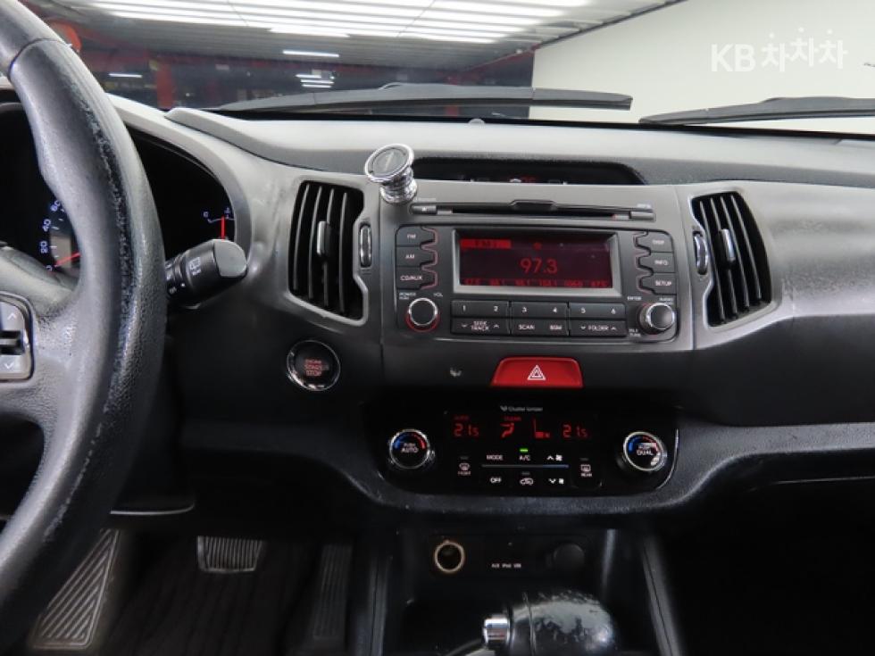 2011 - kia sportage
