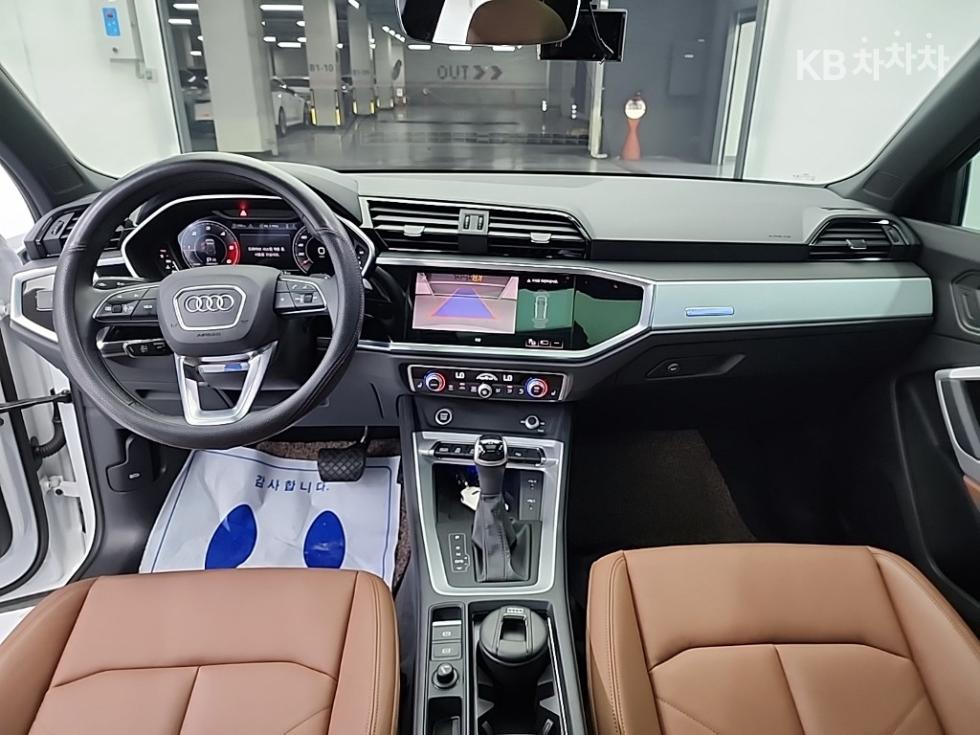 2022 Audi The New Q3(F3) photo