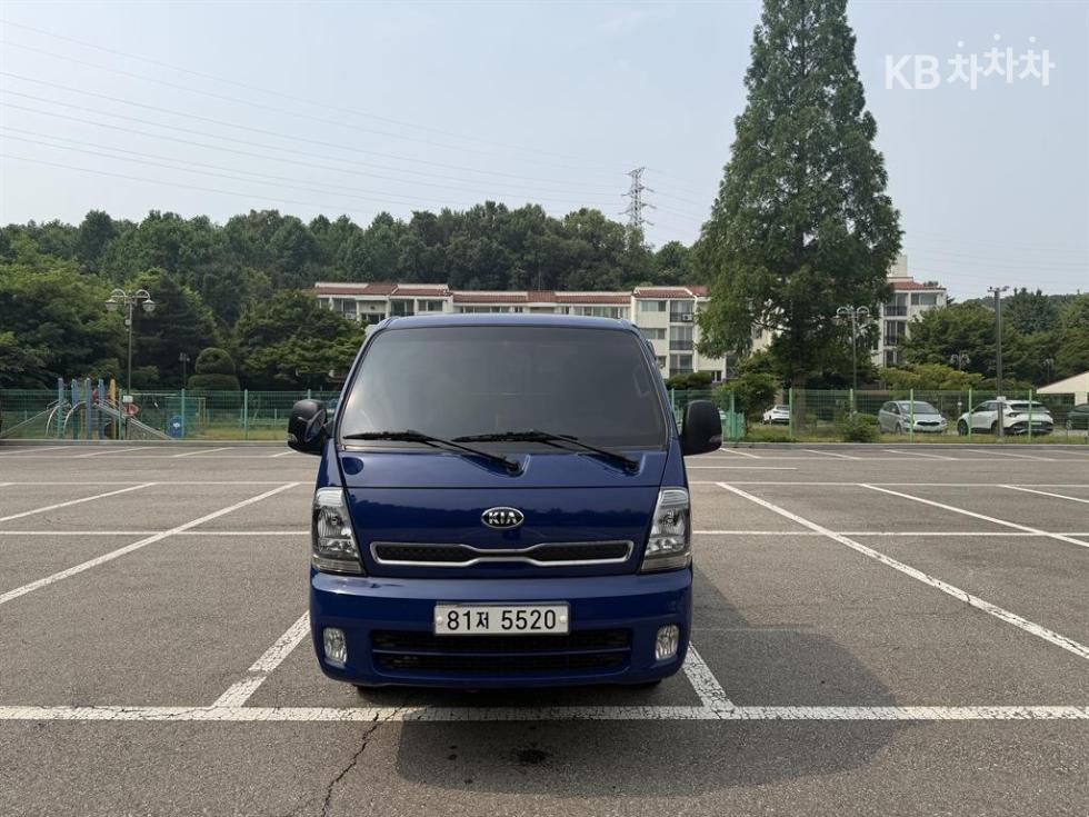 2020 - kia bongo iii
