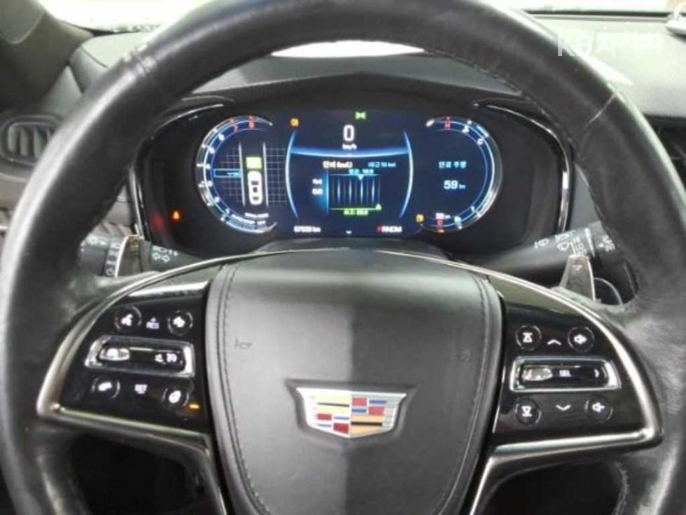 2017 - cadillac cts