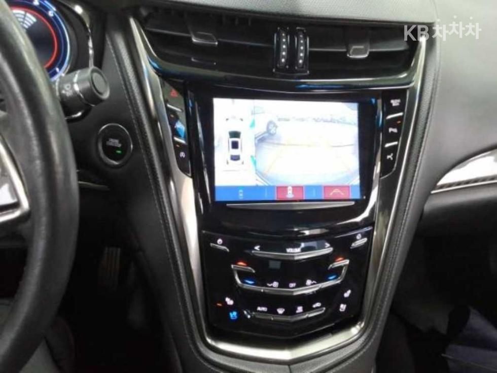 2017 - cadillac cts