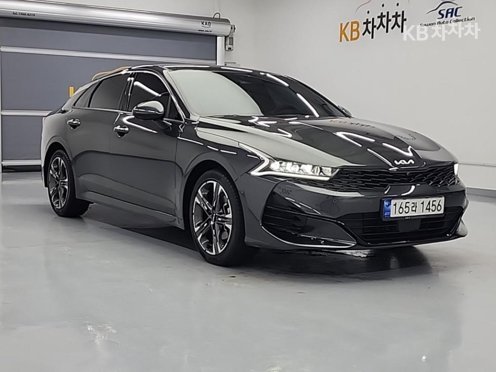 2023 Kia K5 3 photo