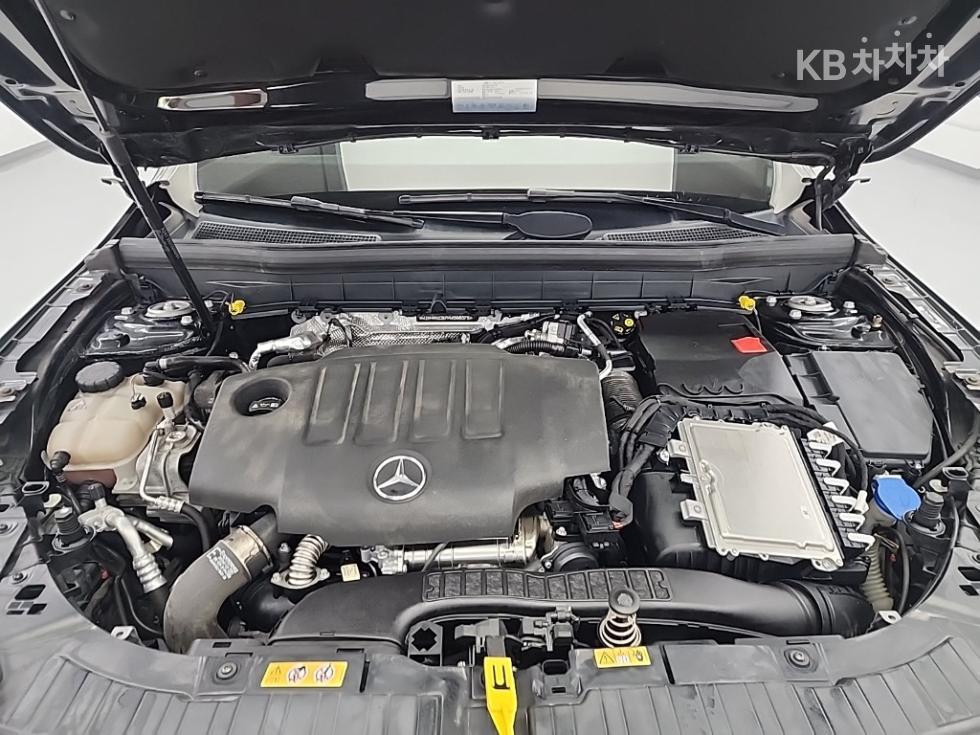 2021 Mercedes-Benz GLB(X247) photo