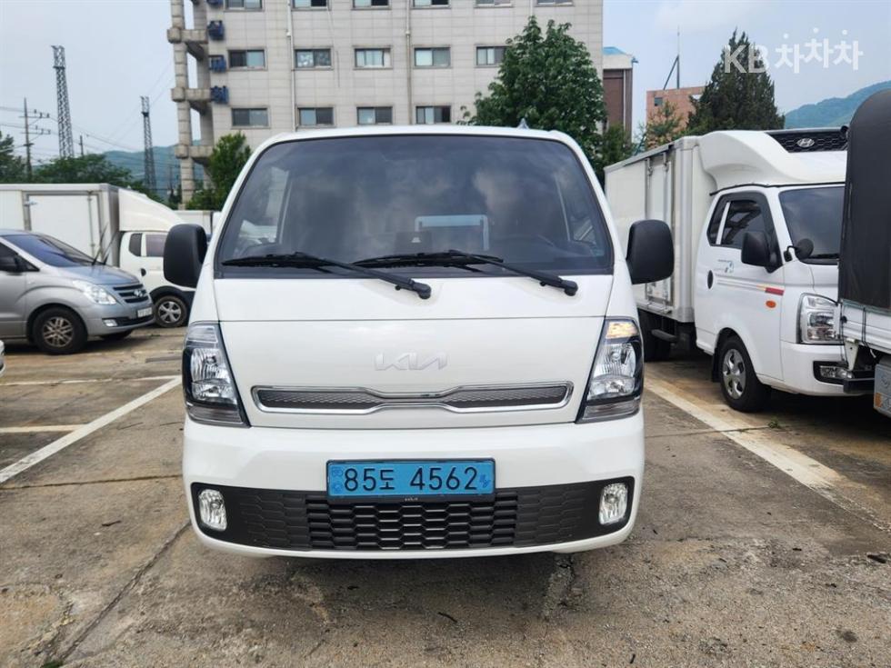 2022 - kia bongo iii