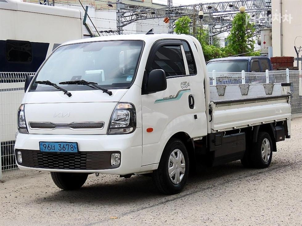 2022 - kia bongo iii