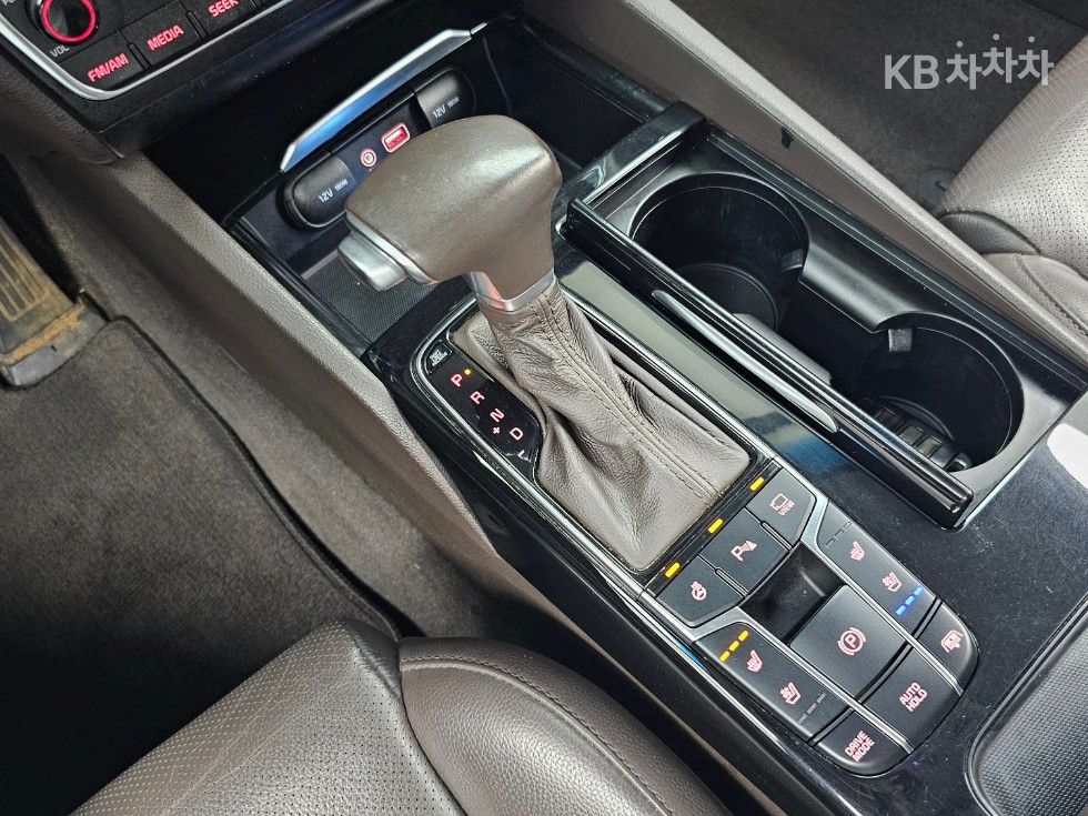 2016 - kia k7
