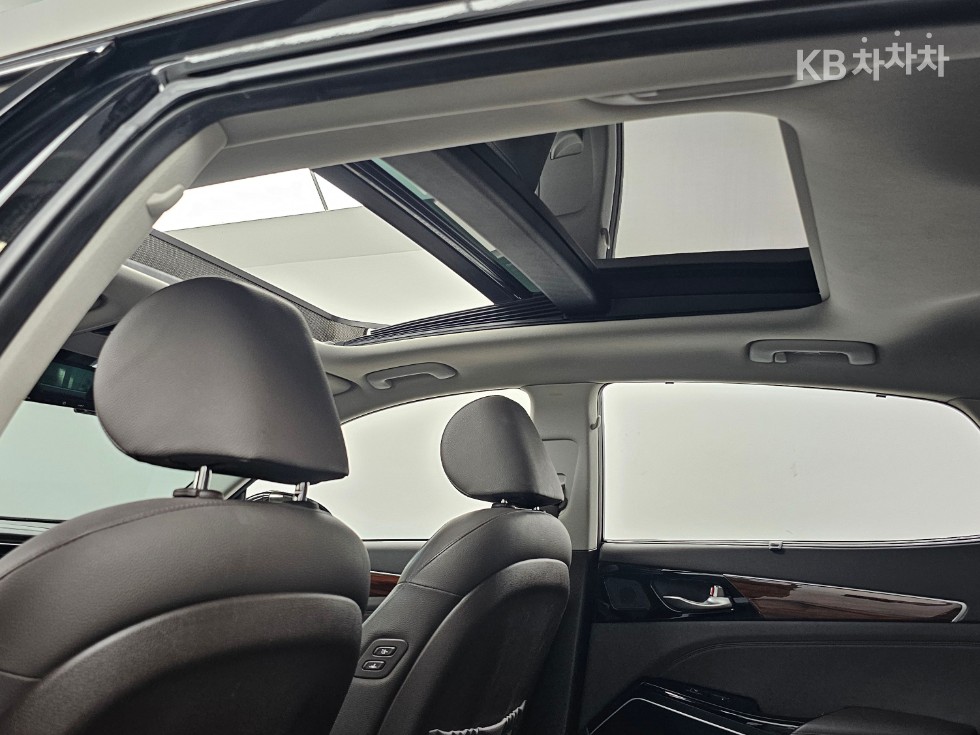 2016 - kia k7